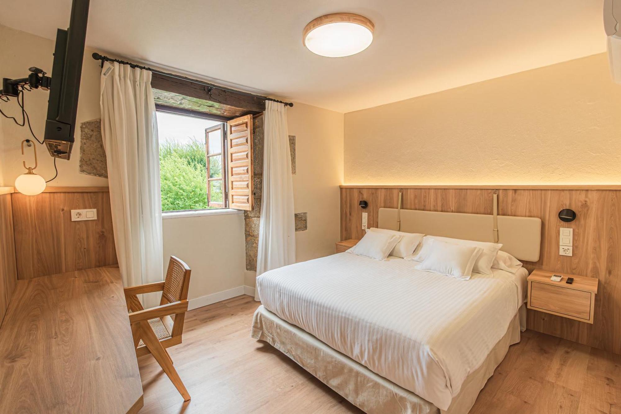 Hotel R Santillana ซันติยานาเดลมาร์ ภายนอก รูปภาพ