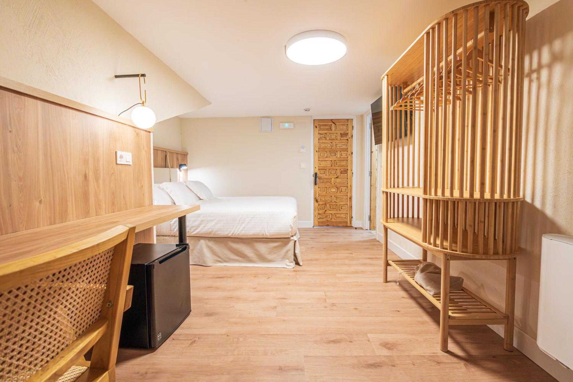 Hotel R Santillana ซันติยานาเดลมาร์ ภายนอก รูปภาพ