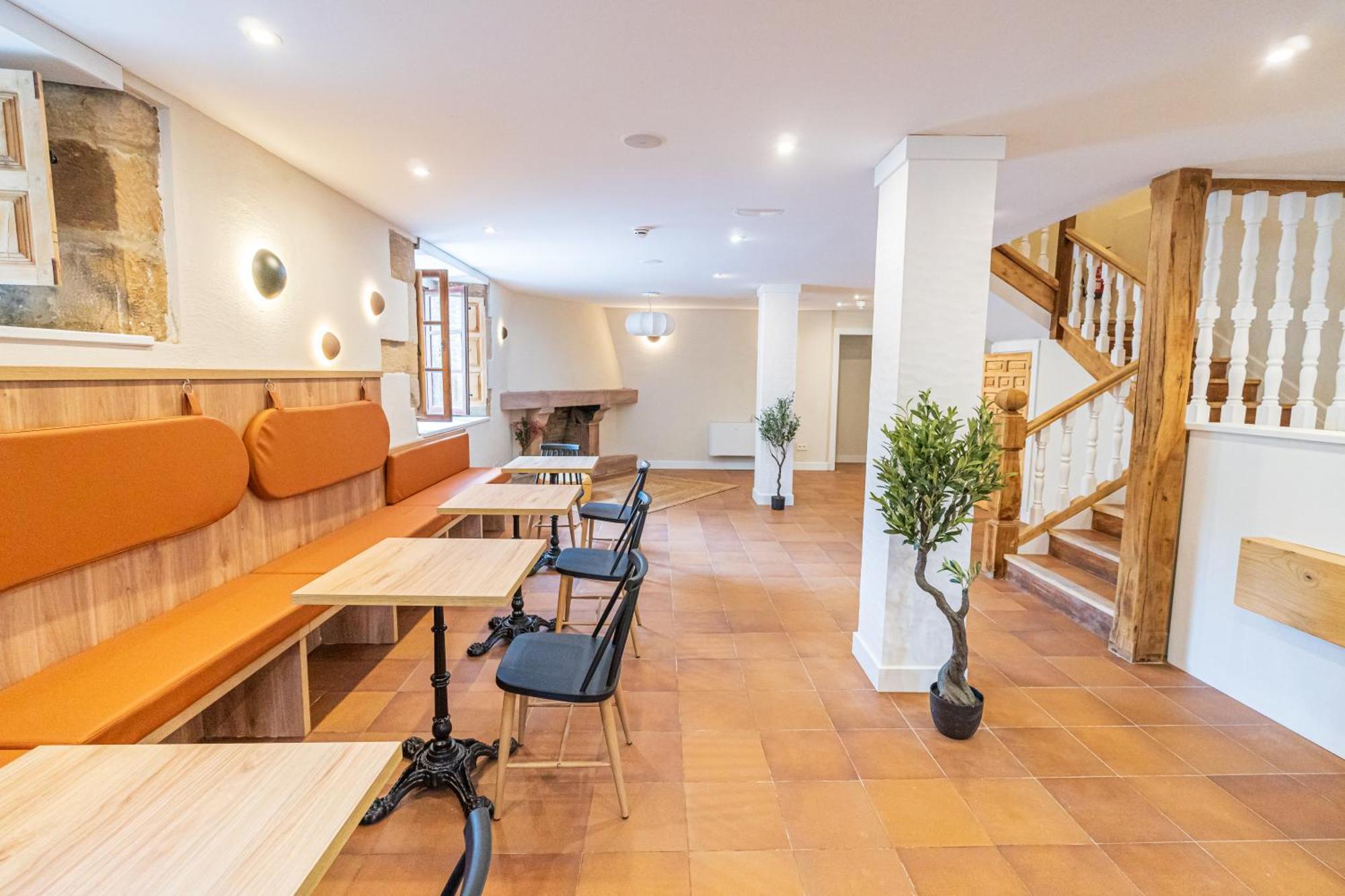 Hotel R Santillana ซันติยานาเดลมาร์ ภายนอก รูปภาพ